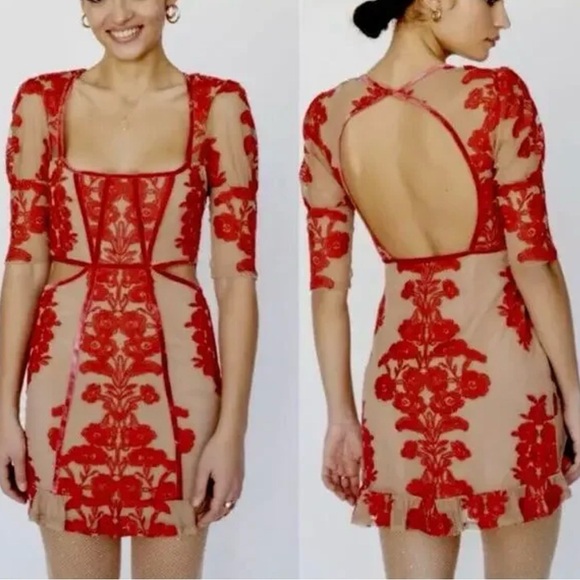For Love And Lemons Dresses & Skirts - For Love & Lemons NWT Temecula Mini Dress Cutout Red Floral Sz Xs‎ *FLAW